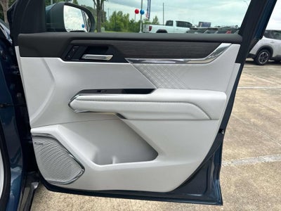 2025 GMC Acadia Denali