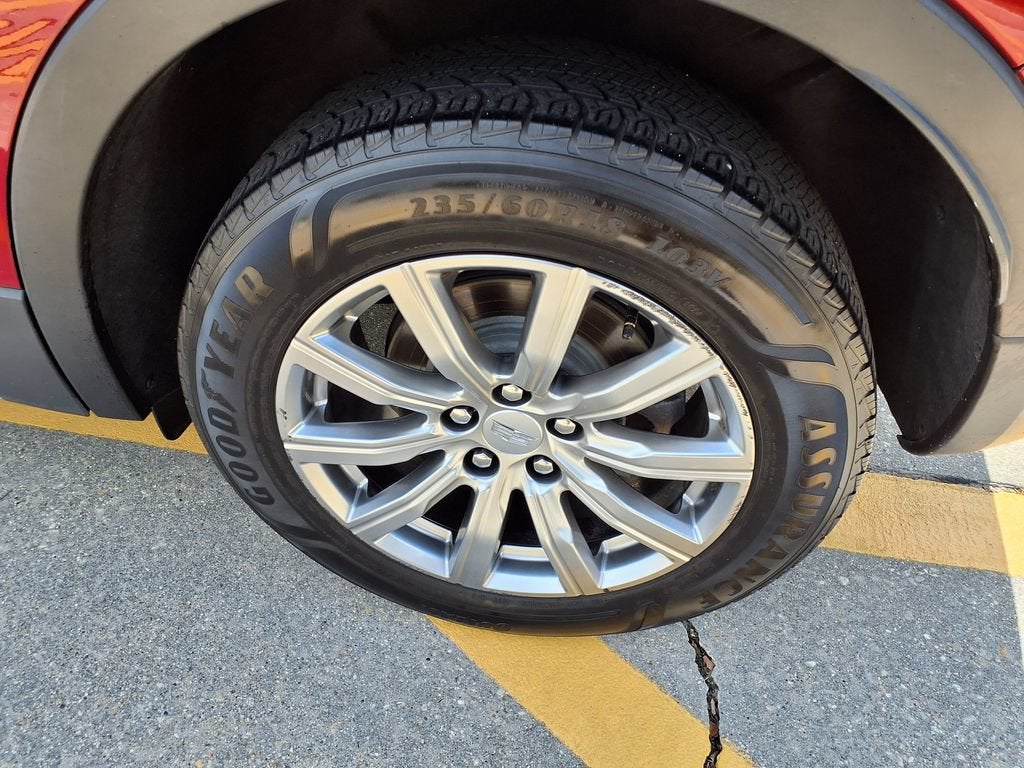 2023 Cadillac XT4 FWD Premium Luxury