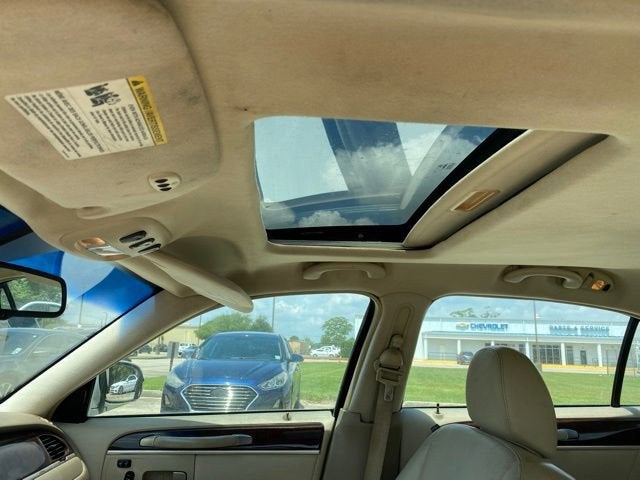 2006 Lincoln Town Car Signature Limited