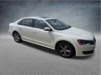 2013 Volkswagen Passat SE