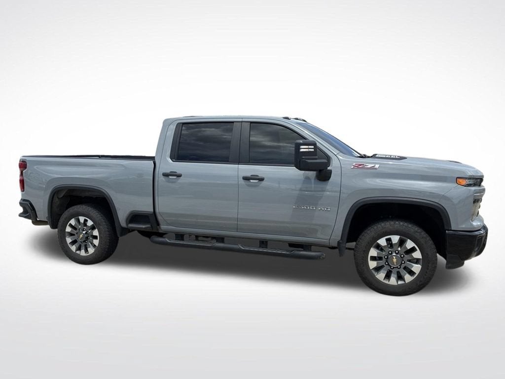 2025 Chevrolet Silverado 2500 HD Custom