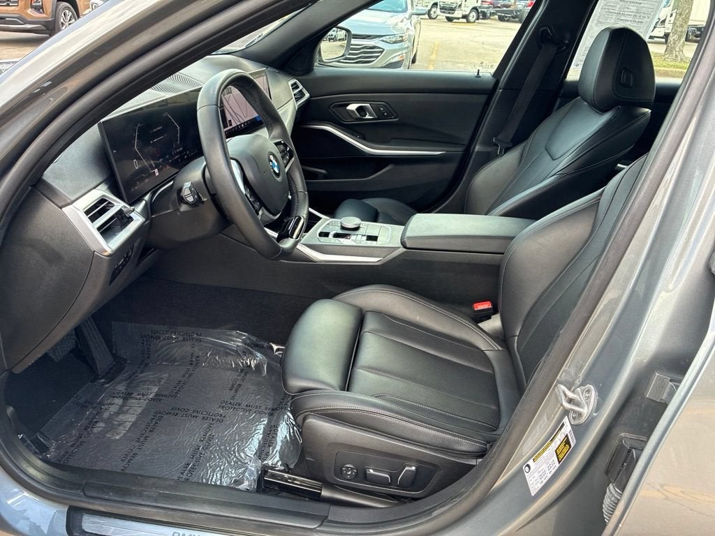 2025 BMW 3 Series 330i