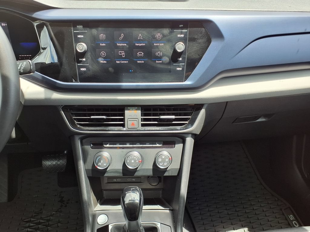 2022 Volkswagen Taos SE
