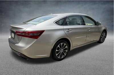 2017 Toyota Avalon XLE