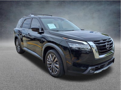 2022 Nissan Pathfinder SL