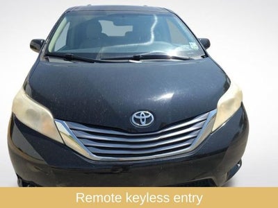 2016 Toyota Sienna XLE