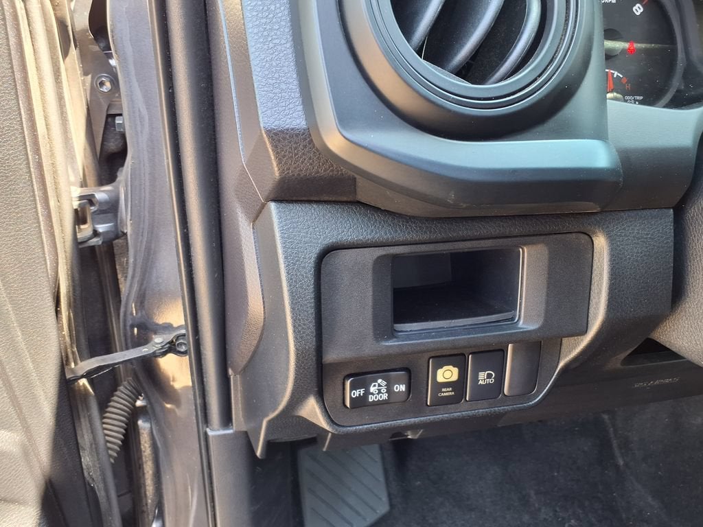 2019 Toyota Tacoma 2WD SR