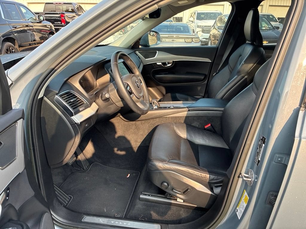 2023 Volvo XC90 Core