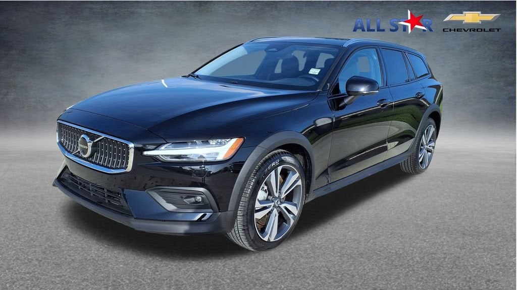 2025 Volvo V60 Cross Country Plus