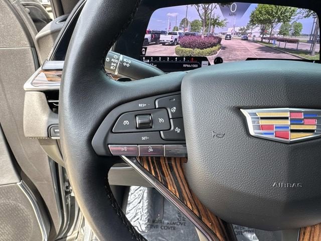 2024 Cadillac Escalade ESV Luxury