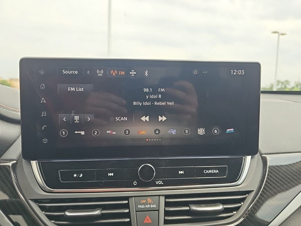 2023 Nissan Altima 2.0 SR