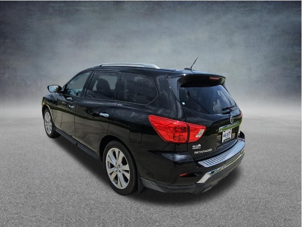 2018 Nissan Pathfinder SL