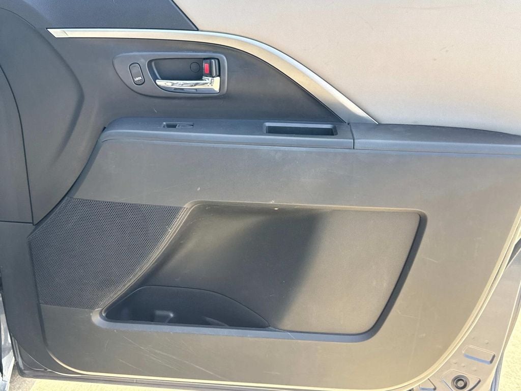 2015 Mazda Mazda5 Sport