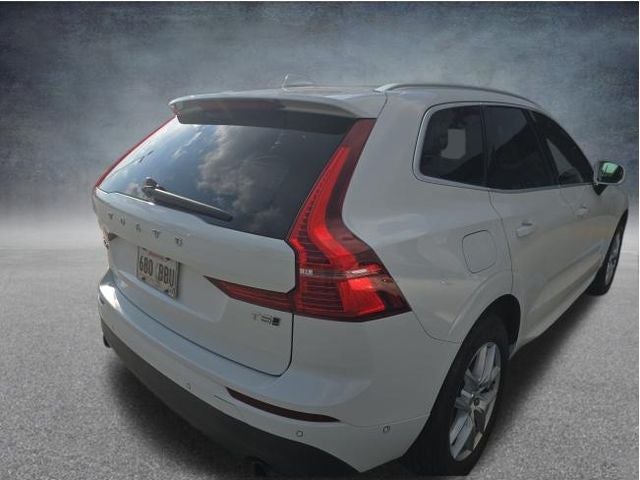 2018 Volvo XC60 T5 Momentum