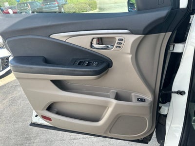 2019 Honda Pilot EX-L w/Navigation and Rear Entertainment System