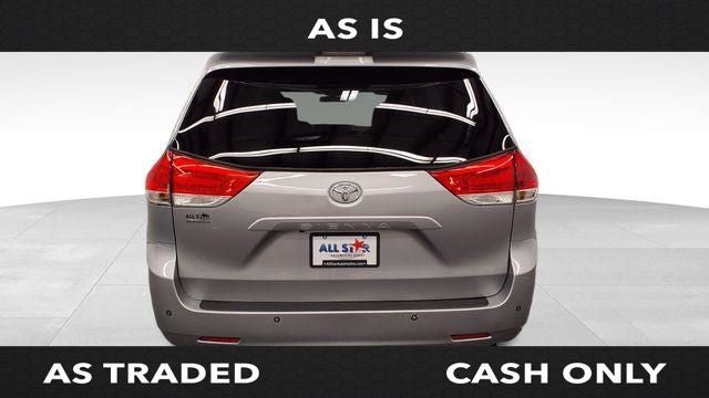 2011 Toyota Sienna XLE