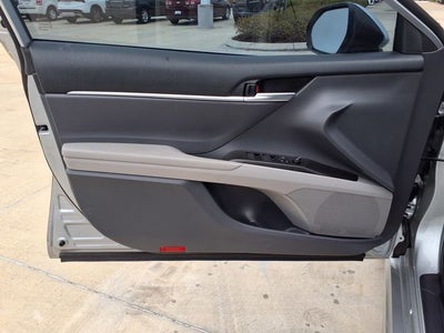 2021 Toyota Camry Hybrid SE