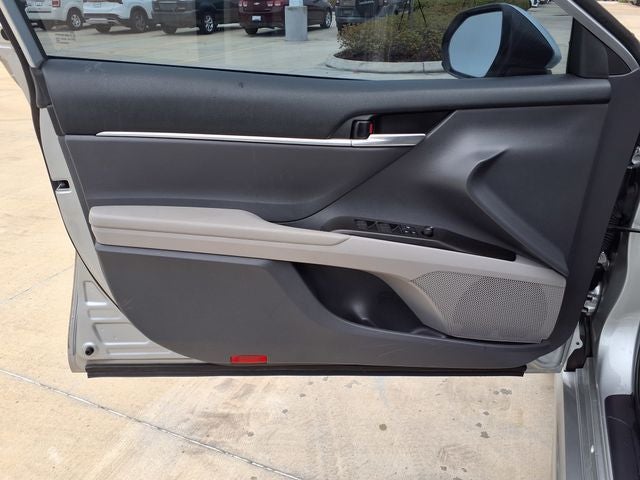 2021 Toyota Camry Hybrid SE