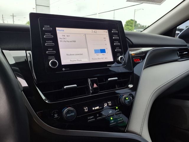 2021 Toyota Camry Hybrid SE