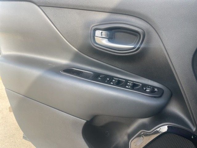 2022 Jeep Renegade Altitude