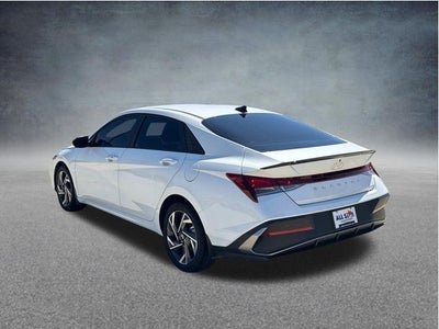 2025 Hyundai Elantra SEL Sport