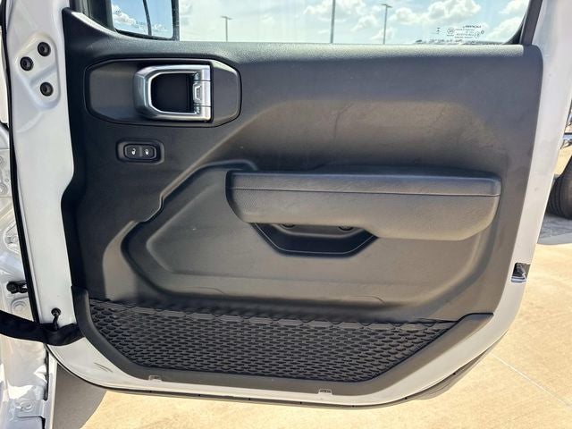 2025 Jeep Wrangler 4-Door Summit 4x4