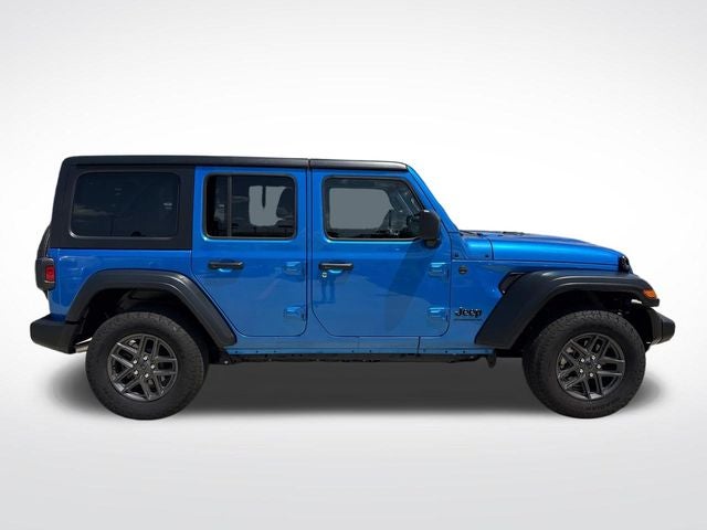 2025 Jeep Wrangler 4-Door Summit 4x4