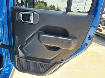 2025 Jeep Wrangler 4-Door Summit 4x4