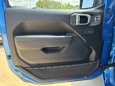 2025 Jeep Wrangler 4-Door Summit 4x4