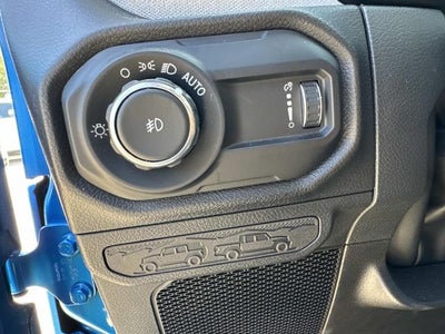 2025 Jeep Wrangler 4-Door Summit 4x4