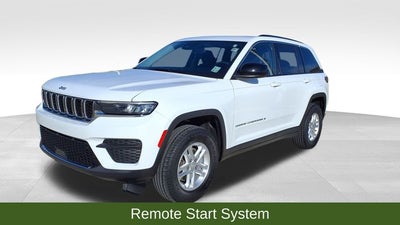 2023 Jeep Grand Cherokee Laredo 4x2