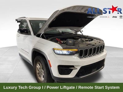 2023 Jeep Grand Cherokee Laredo 4x2