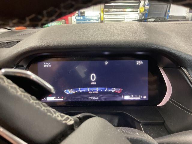 2023 Jeep Grand Cherokee Laredo 4x2