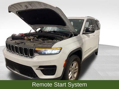 2023 Jeep Grand Cherokee Laredo 4x2