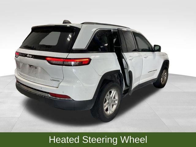 2023 Jeep Grand Cherokee Laredo 4x2