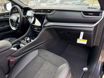 2025 Jeep Grand Cherokee L Altitude X 4x2