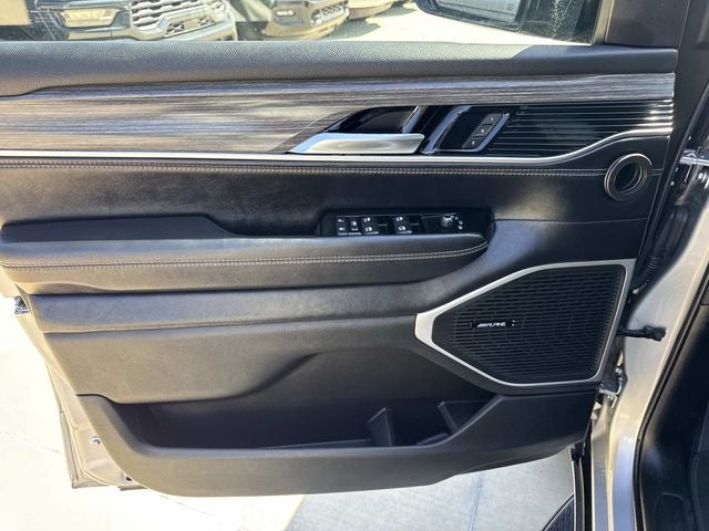 2024 Jeep Wagoneer L Series III 4x4