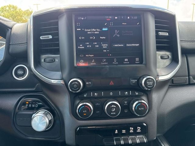 2022 RAM 1500 Laramie Crew Cab 4x2 5'7' Box