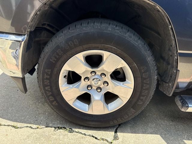 2022 RAM 1500 Big Horn Quad Cab 4x4 6'4' Box