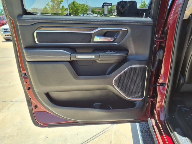2021 RAM 1500 Laramie Crew Cab 4x4 5'7' Box