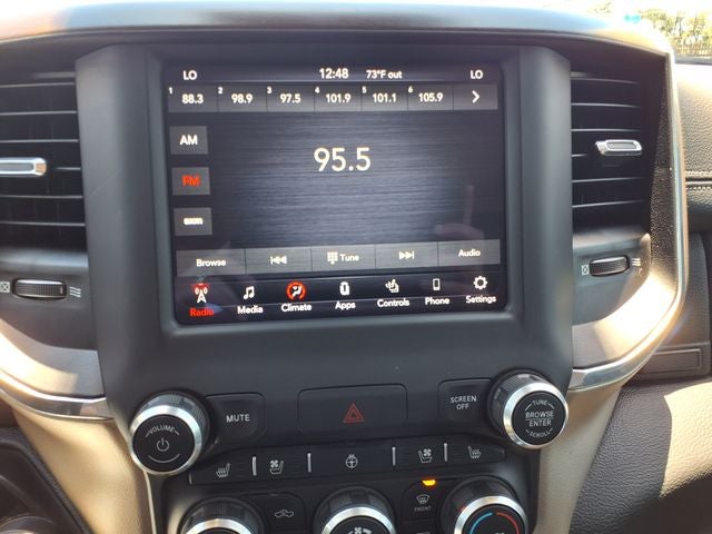 2021 RAM 1500 Laramie Crew Cab 4x4 5'7' Box
