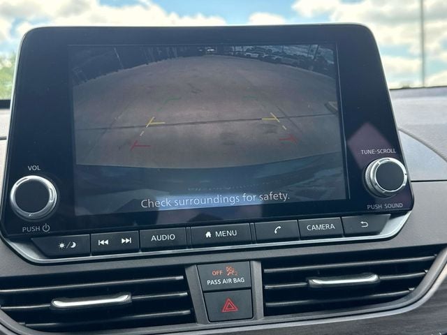 2025 Nissan Altima SV FWD