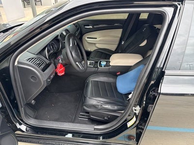 2023 Chrysler 300 Touring