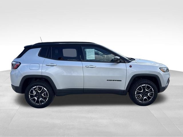 2025 Jeep Compass Trailhawk 4x4