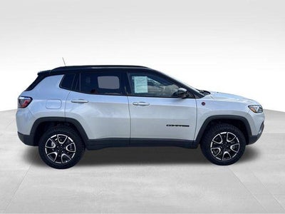 2025 Jeep Compass Trailhawk 4x4