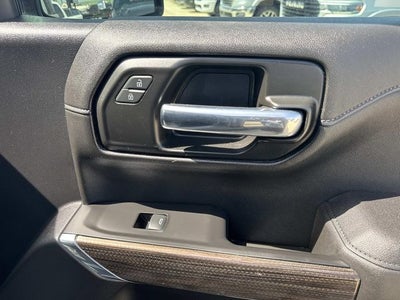 2021 Chevrolet Silverado 1500 4WD Crew Cab Short Bed RST