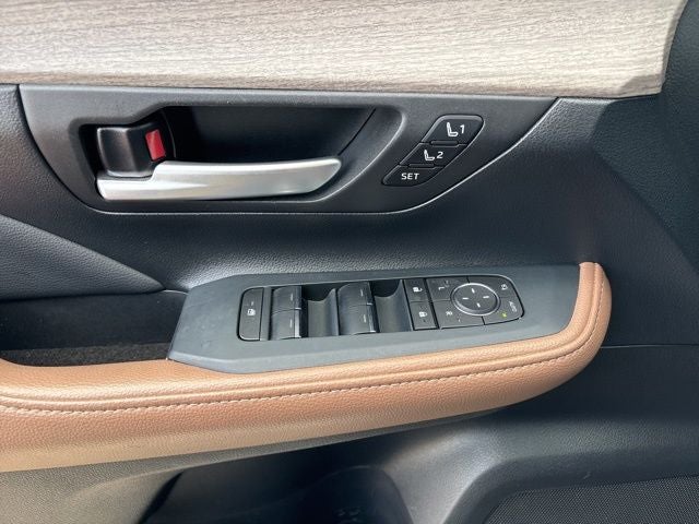 2025 Toyota Grand Highlander Platinum