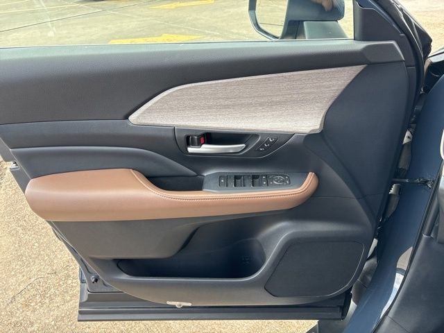 2025 Toyota Grand Highlander Platinum