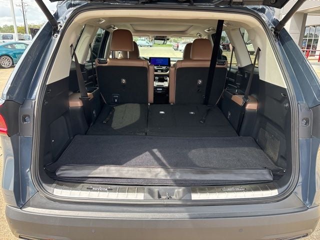 2025 Toyota Grand Highlander Platinum