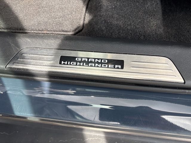 2025 Toyota Grand Highlander Platinum